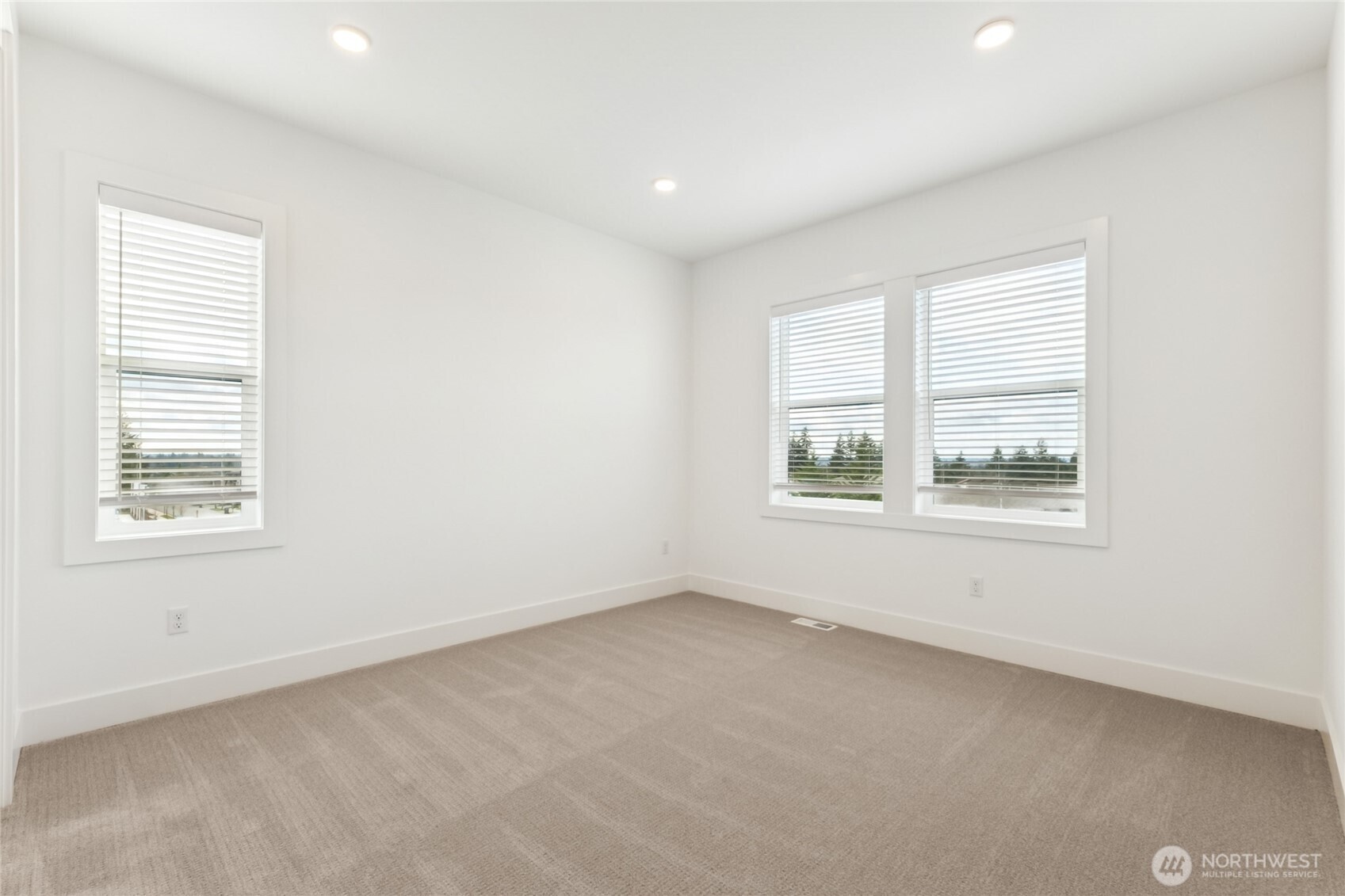 8517 137th Avenue Property Photo 18