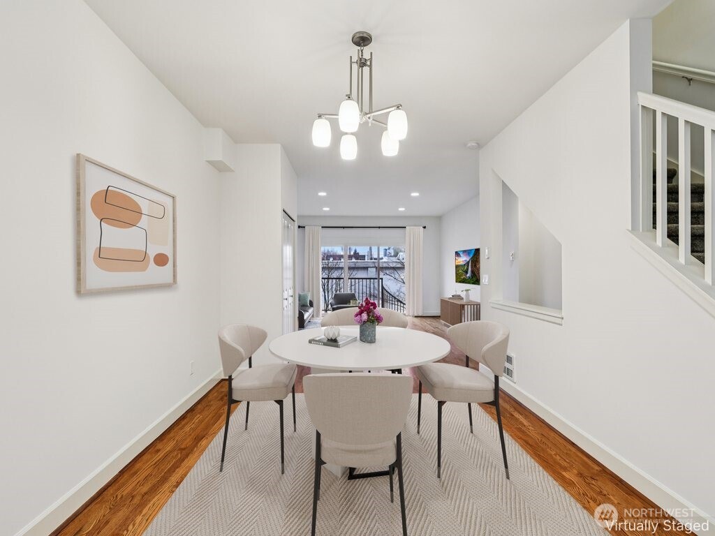 2814 E Spring Street Property Photo 7