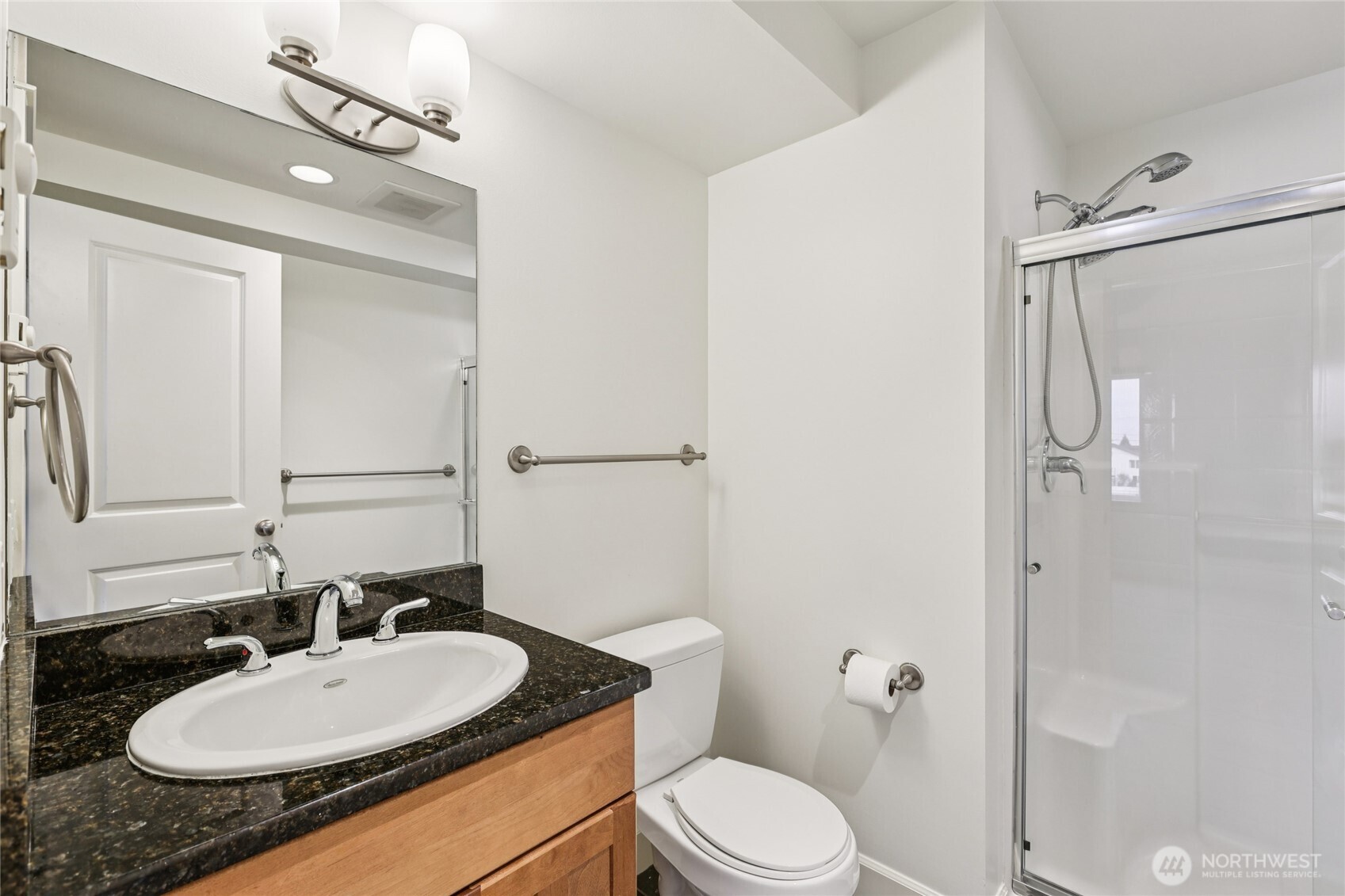 2814 E Spring Street Property Photo 20