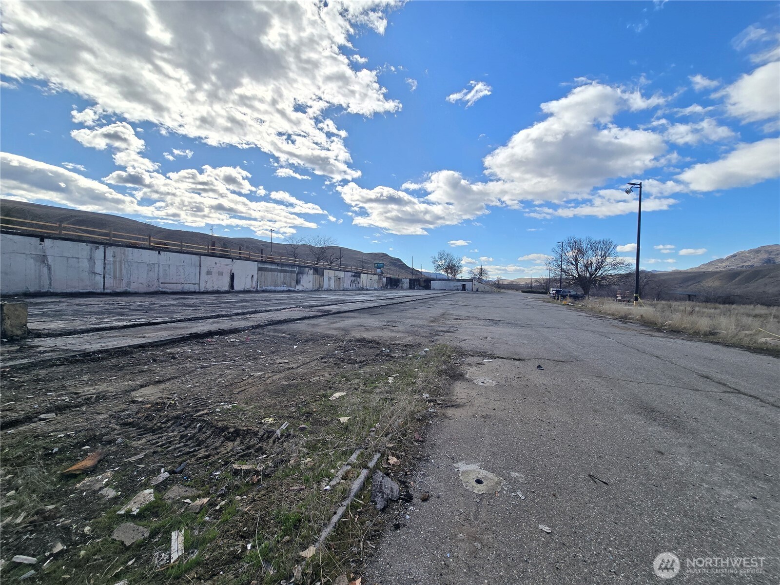 11 Appleway Property Photo 3
