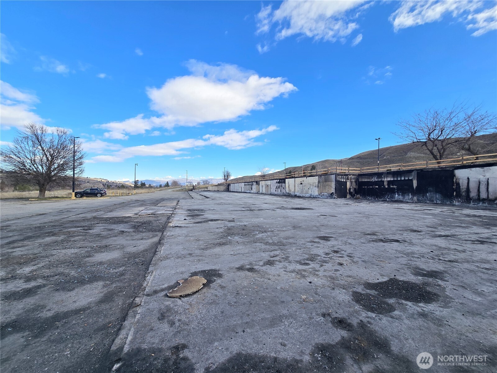 11 Appleway Property Photo 6