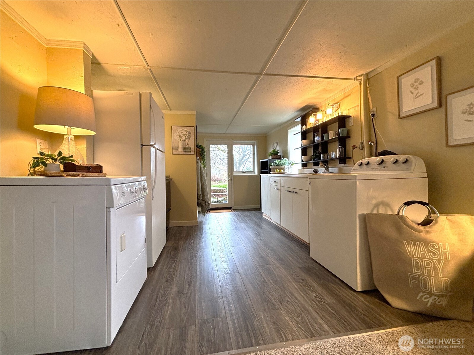 1109 E 31st Street Property Photo 28