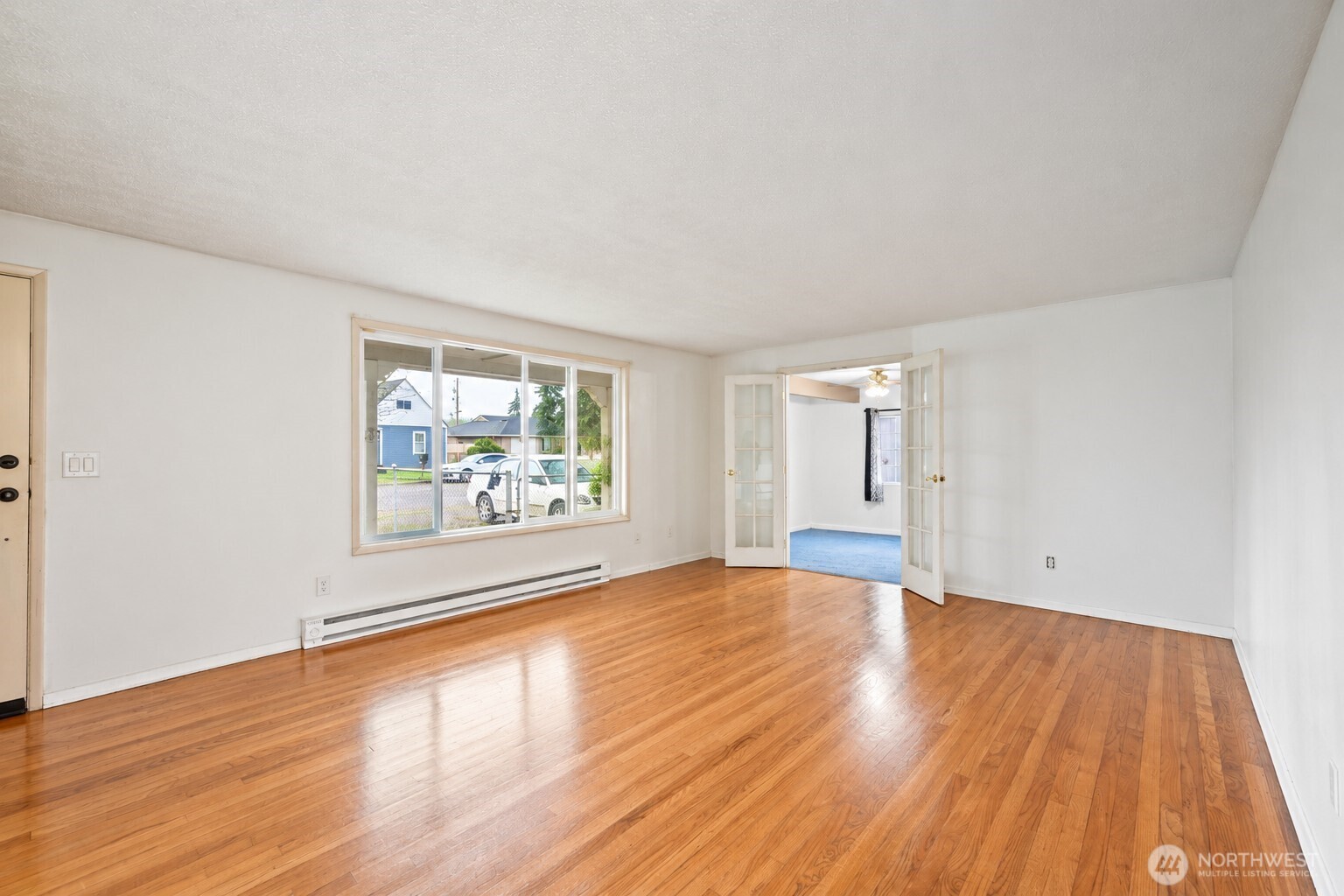359 Douglas Street Property Photo 5
