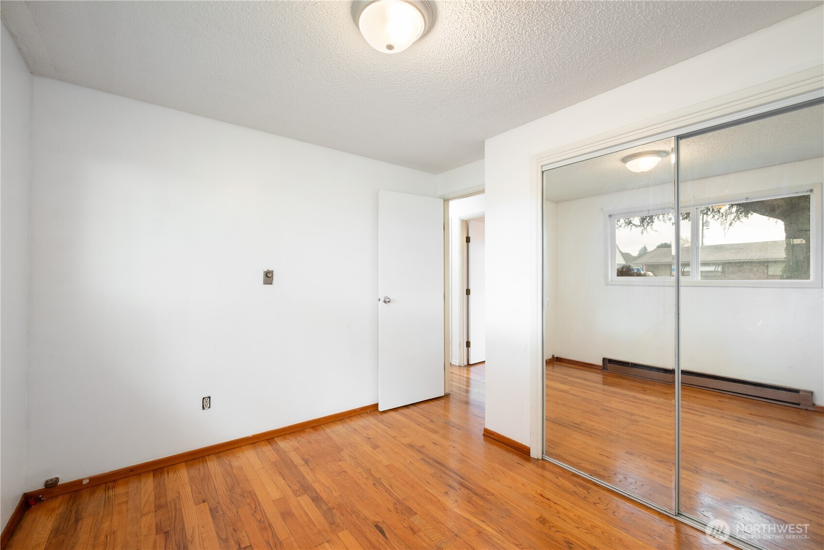 359 Douglas Street Property Photo 24