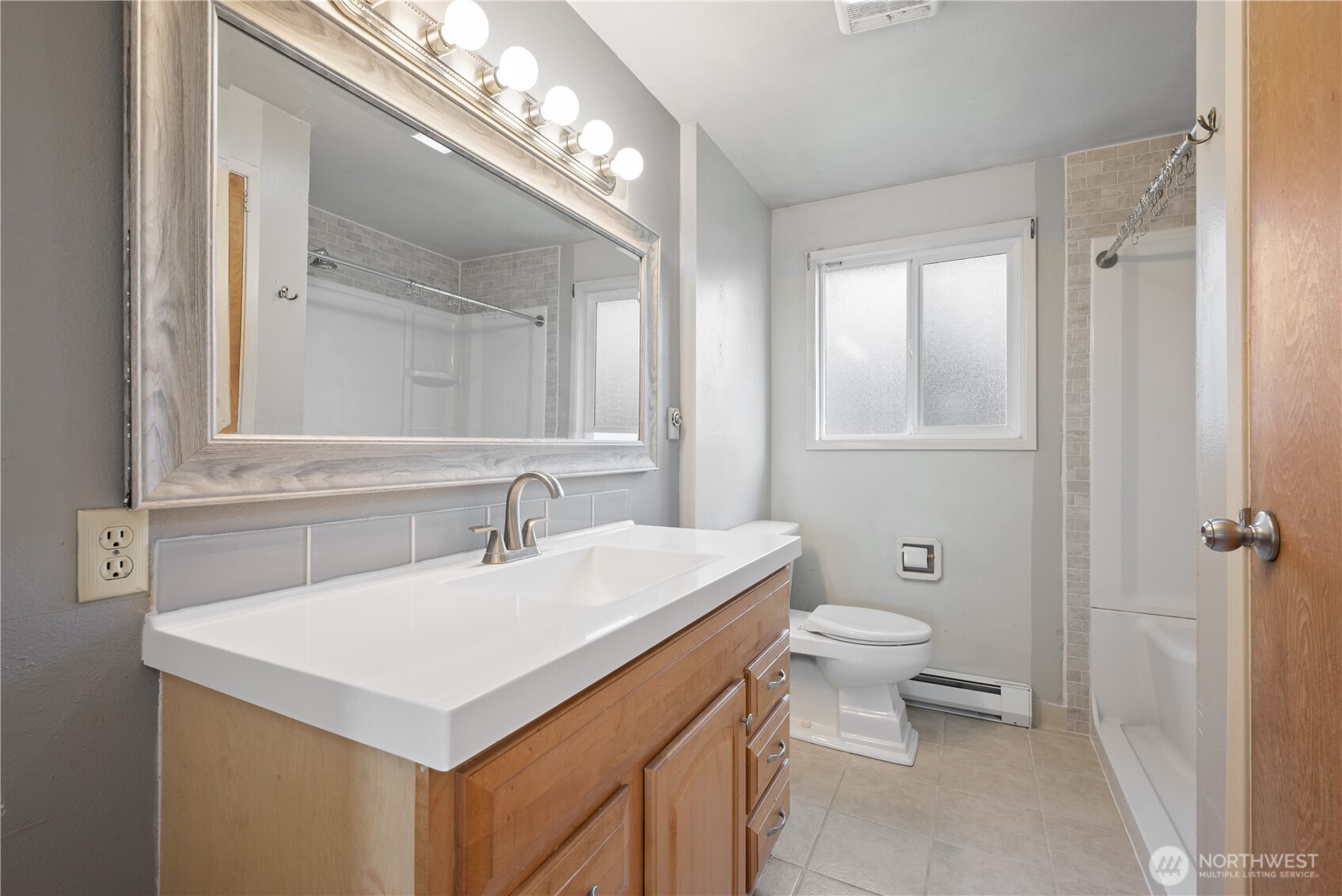359 Douglas Street Property Photo 25