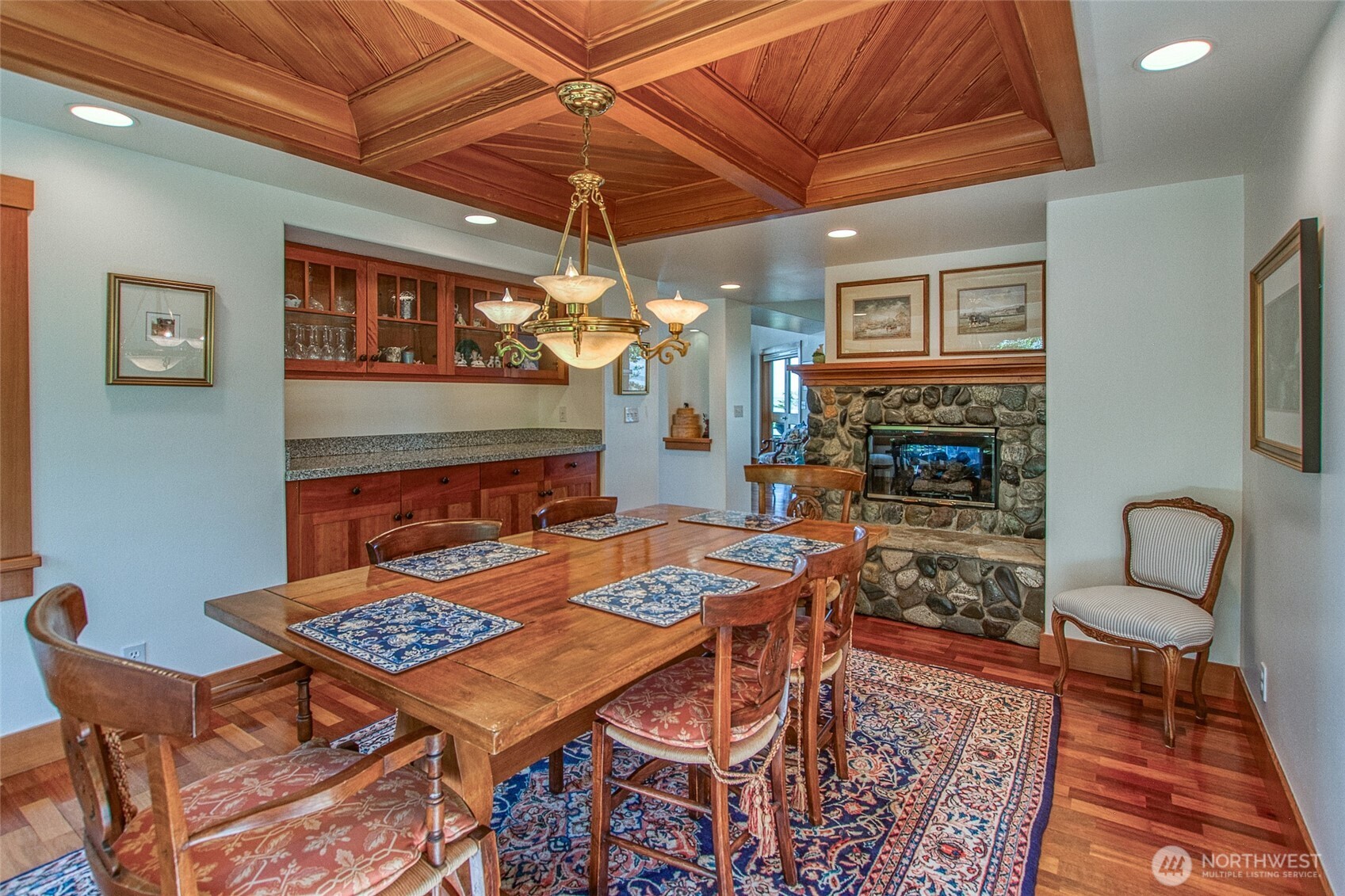 285 Raptor Road Property Photo 9