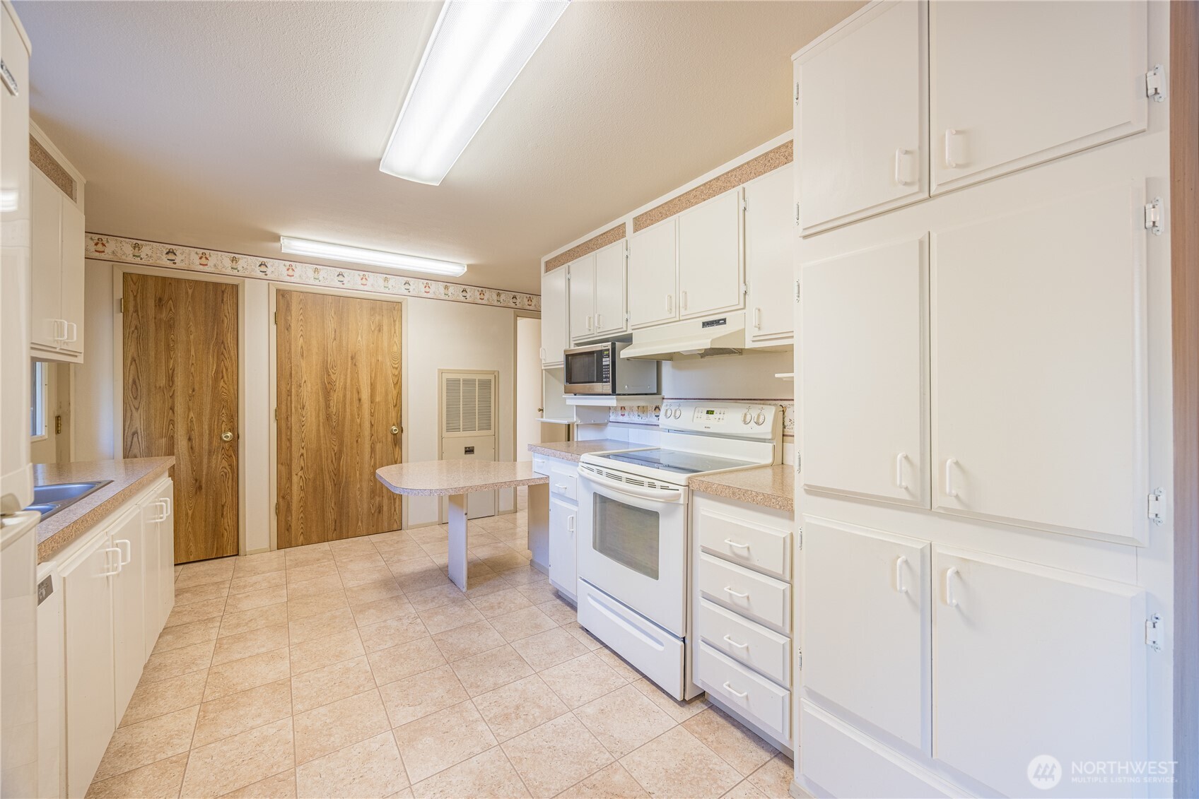 93 Fircrest Drive Property Photo 10