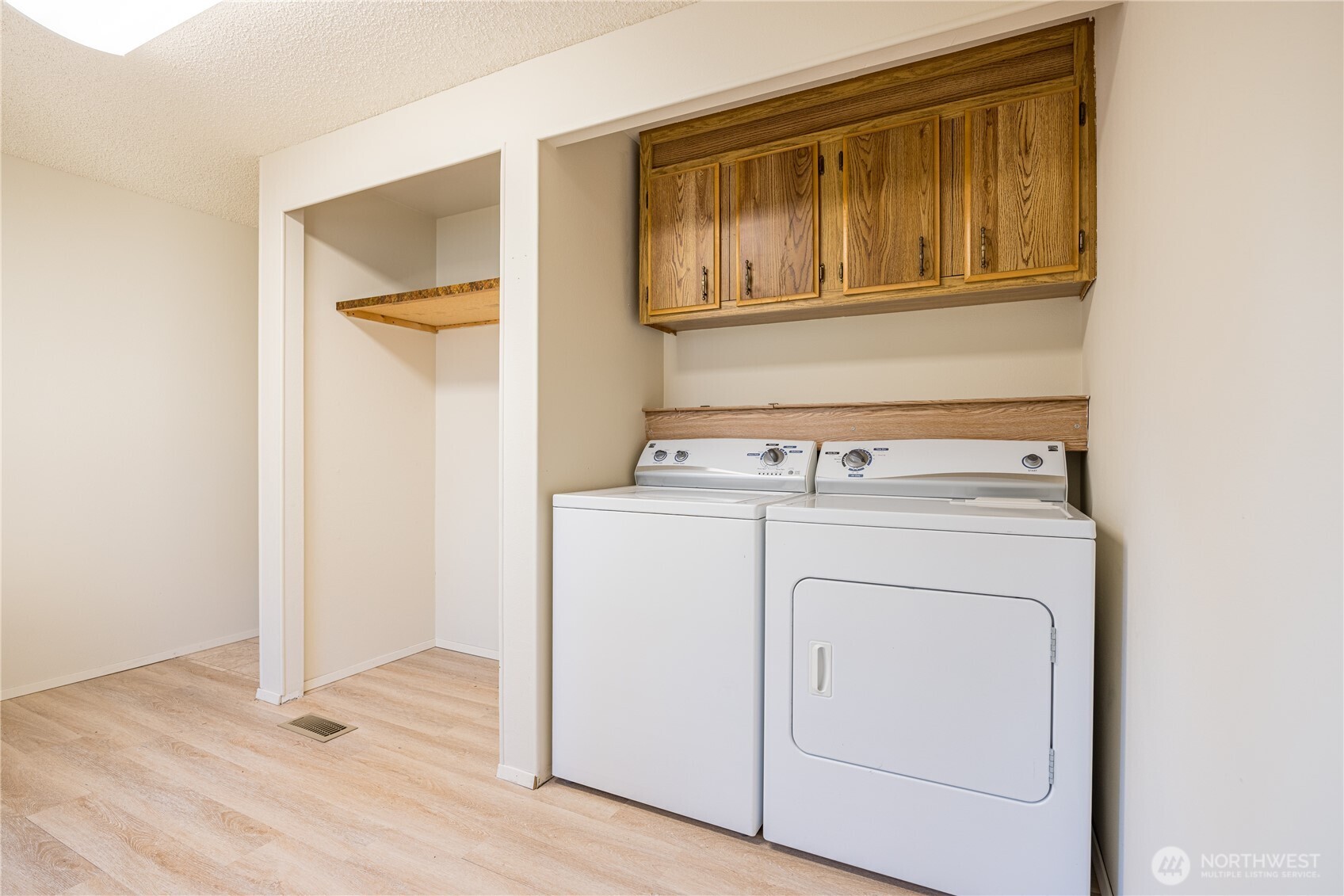 93 Fircrest Drive Property Photo 23