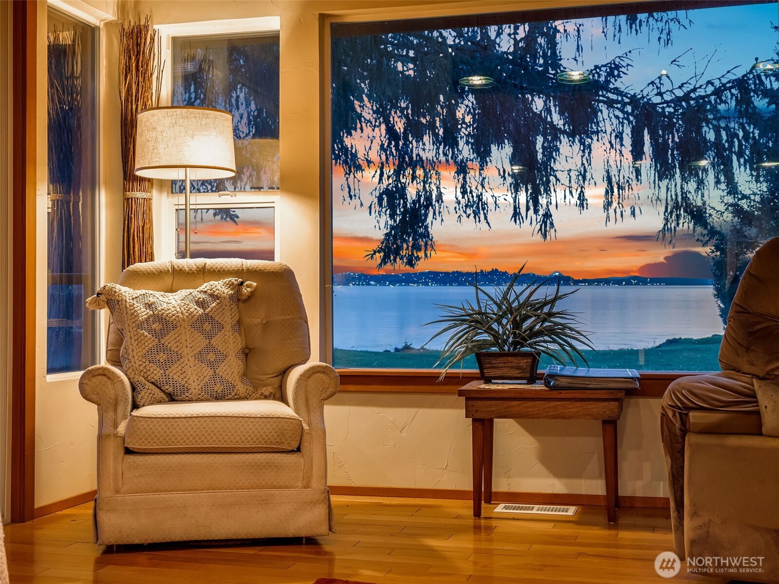 556 State Route 401 Property Photo 10