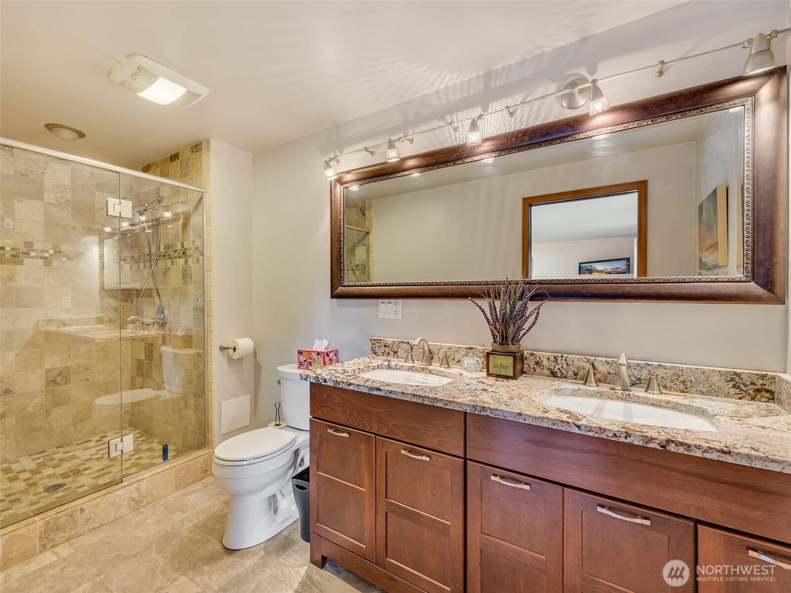 556 State Route 401 Property Photo 29