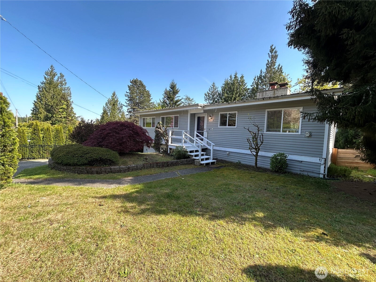 10231 Ne 24th Street Property Photo 3