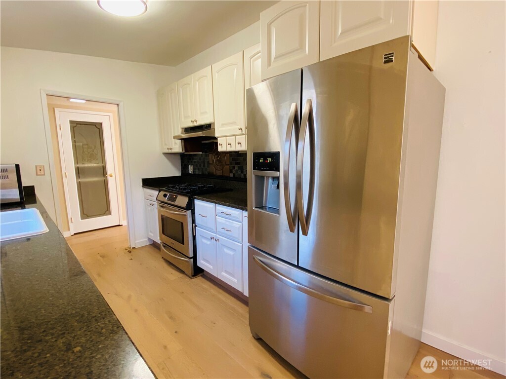 10231 Ne 24th Street Property Photo 5