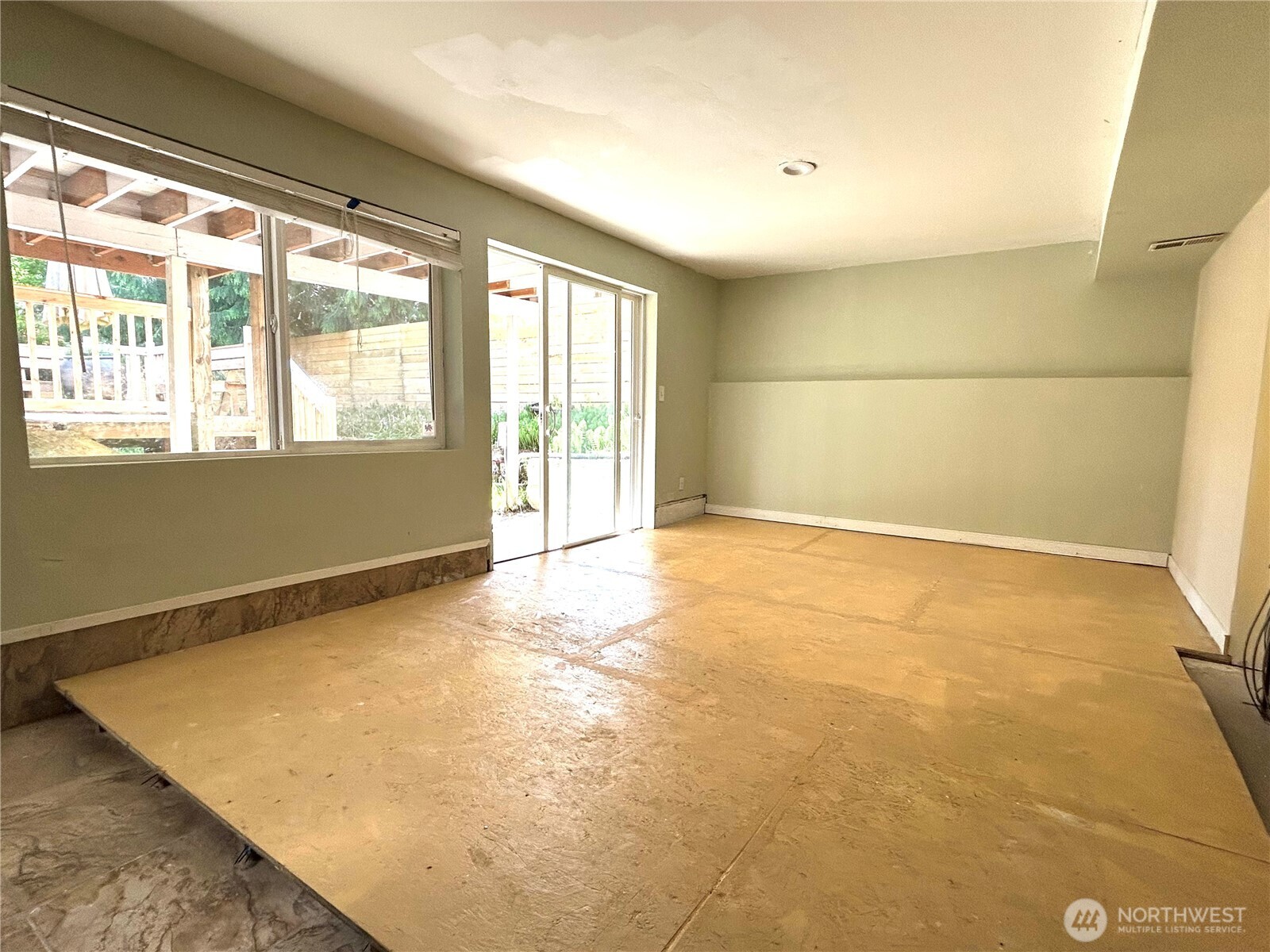 10231 Ne 24th Street Property Photo 14