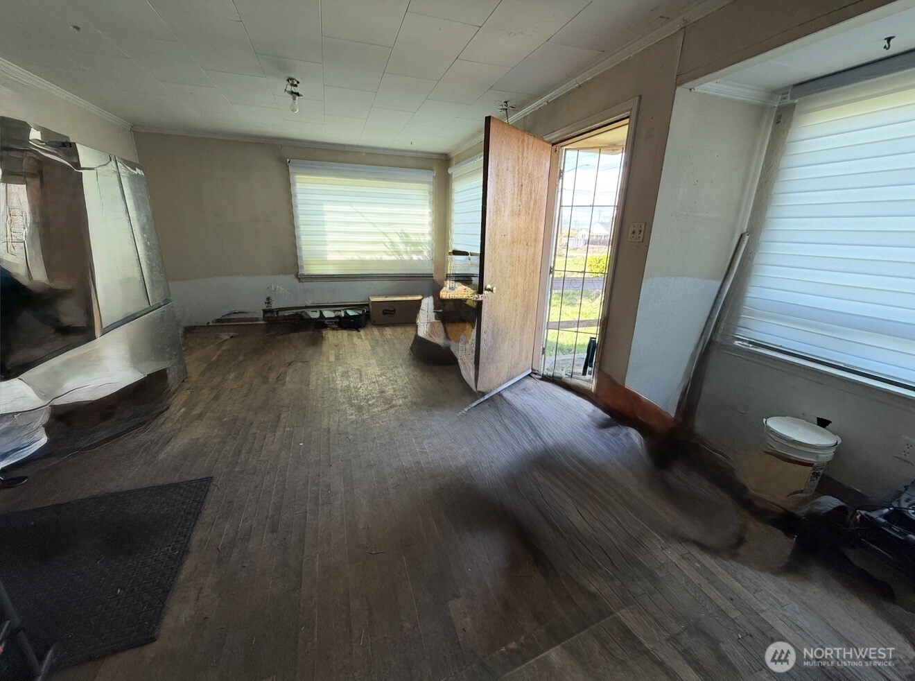 602 E 65th Street Property Photo 5