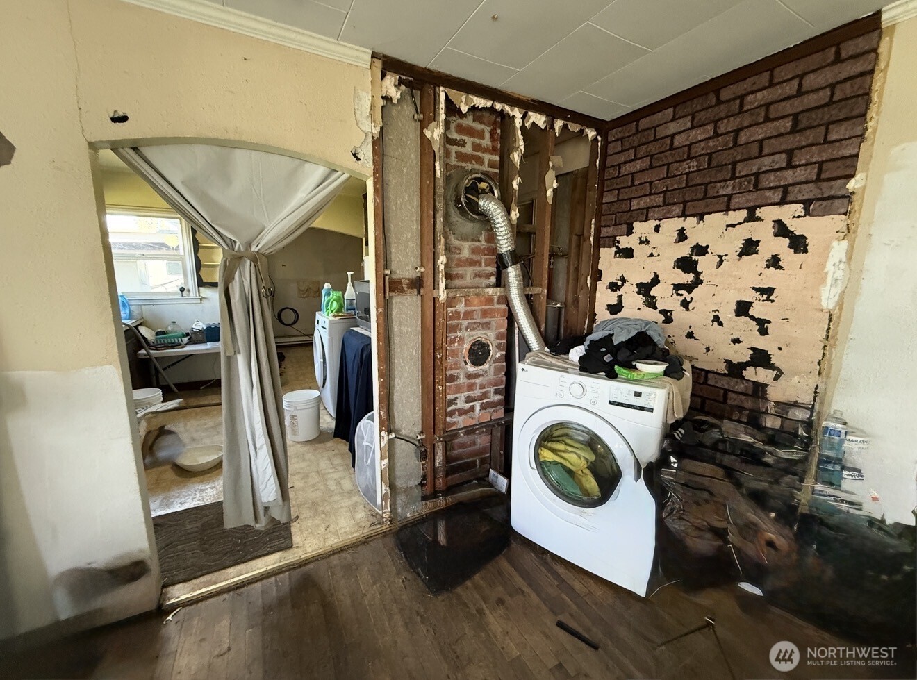602 E 65th Street Property Photo 6