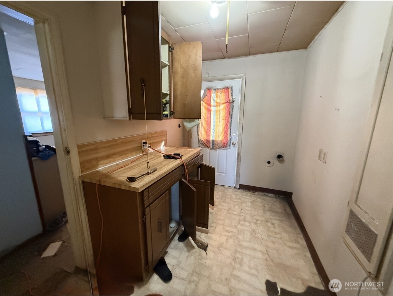 602 E 65th Street Property Photo 9