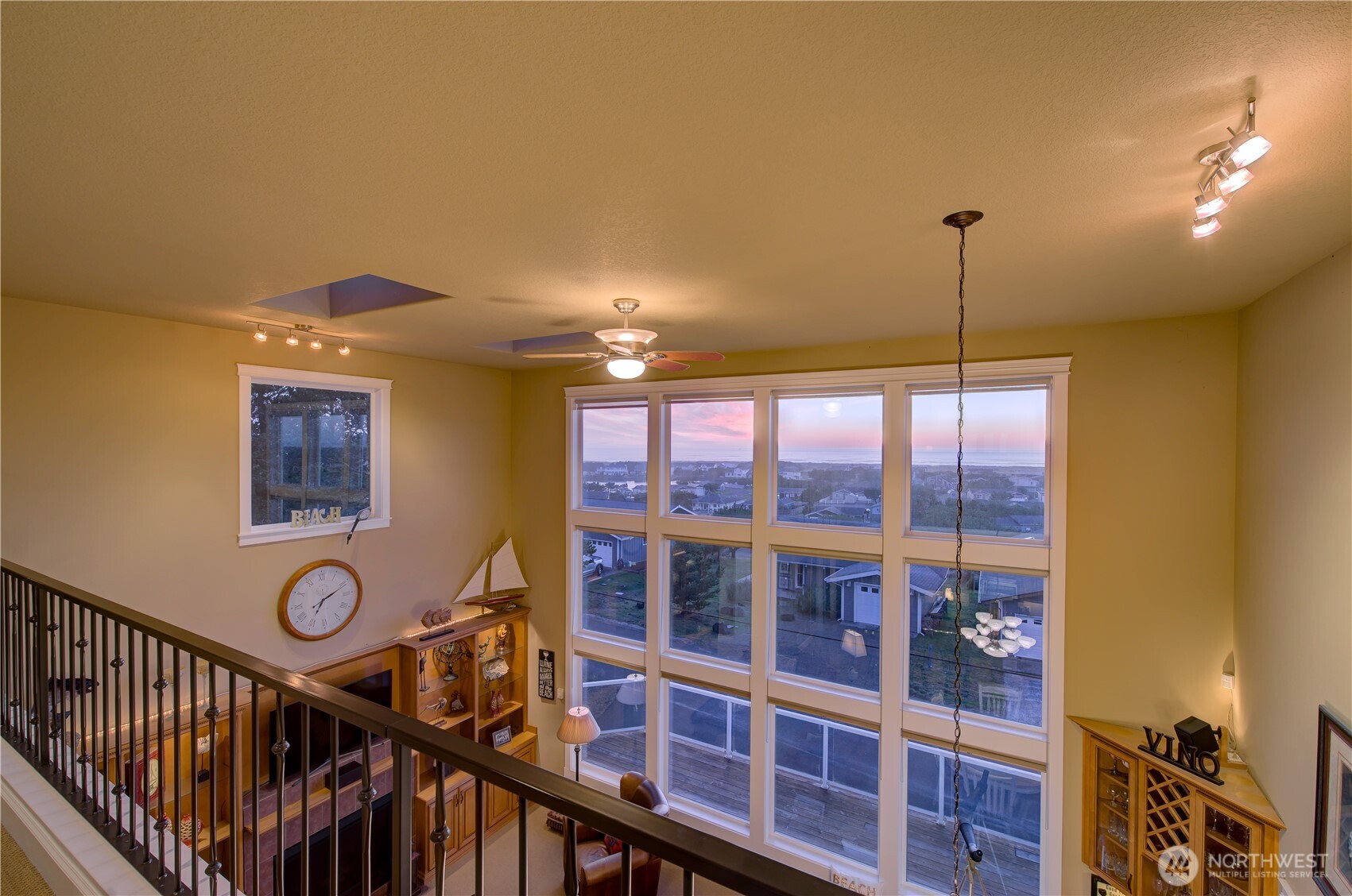 34404 J Place Property Photo 6