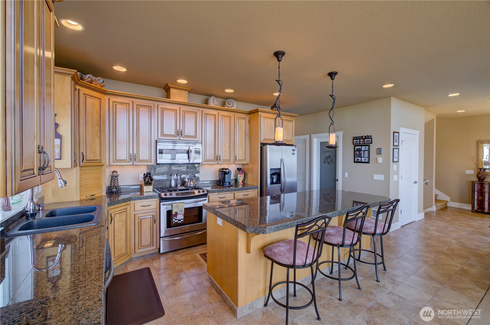 34404 J Place Property Photo 17