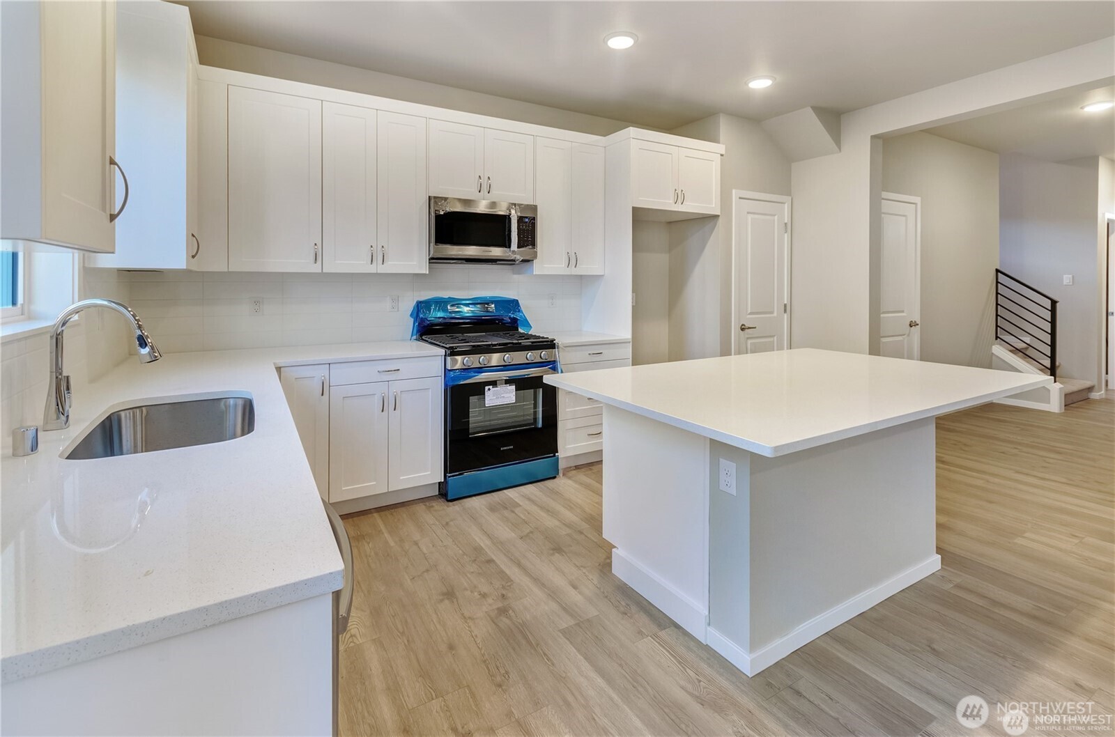 18204 37th Avenue Ct Property Photo 7