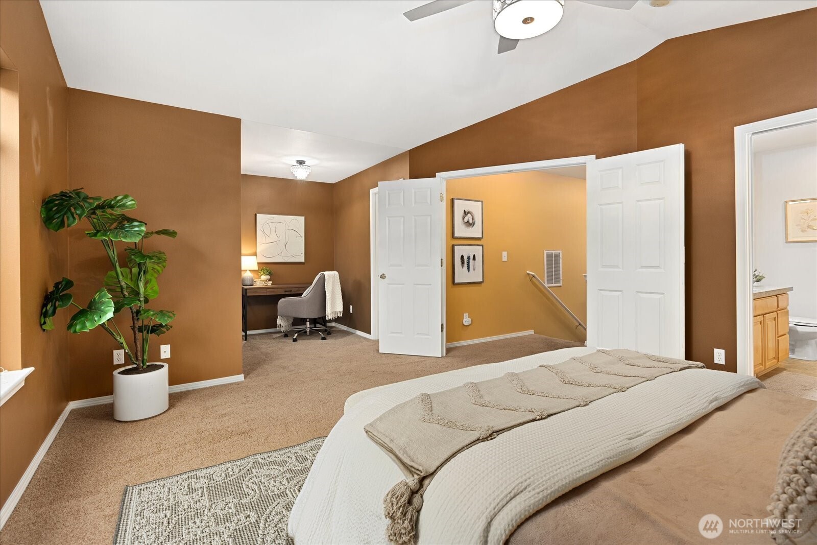 5300 Glenwood Avenue U-2 Property Photo 22