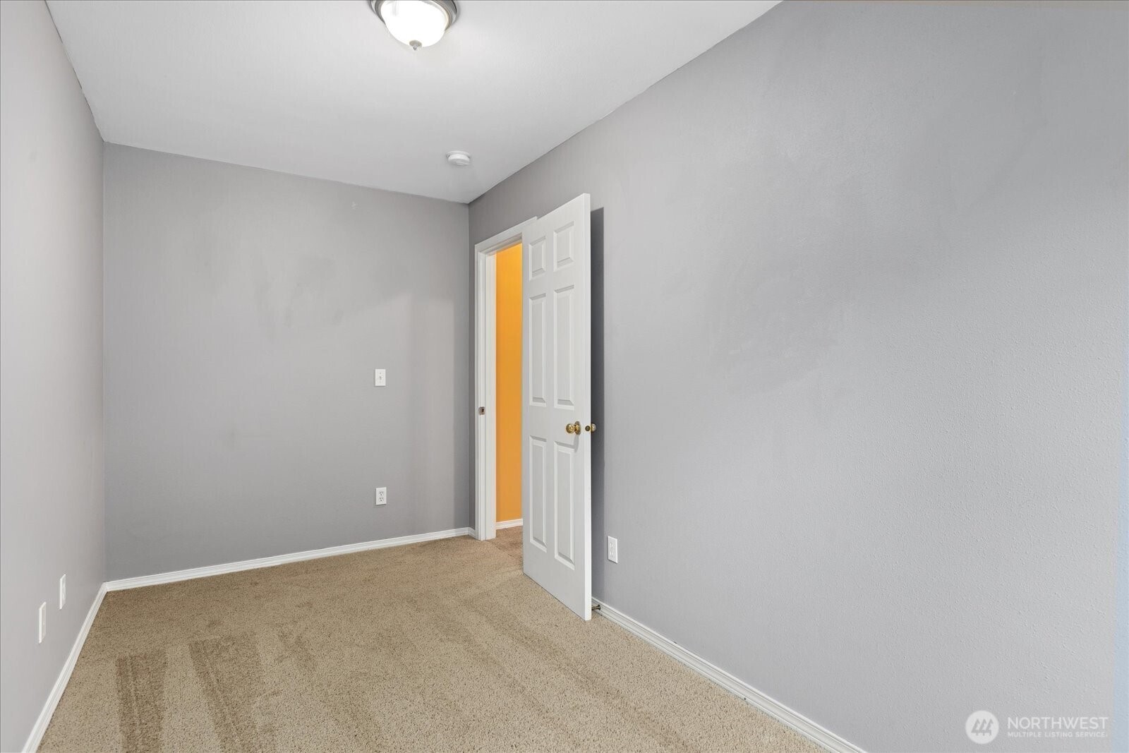 5300 Glenwood Avenue U-2 Property Photo 31