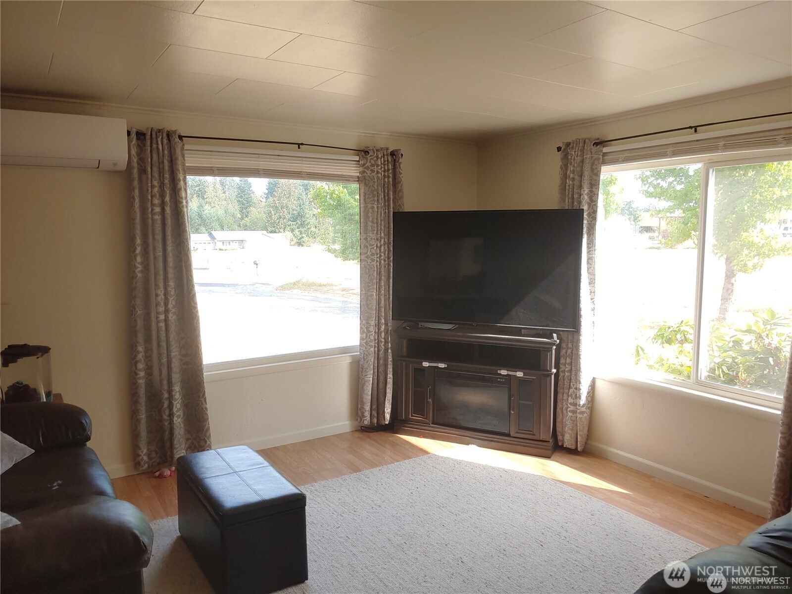 664 Rhoades Road Property Photo 10
