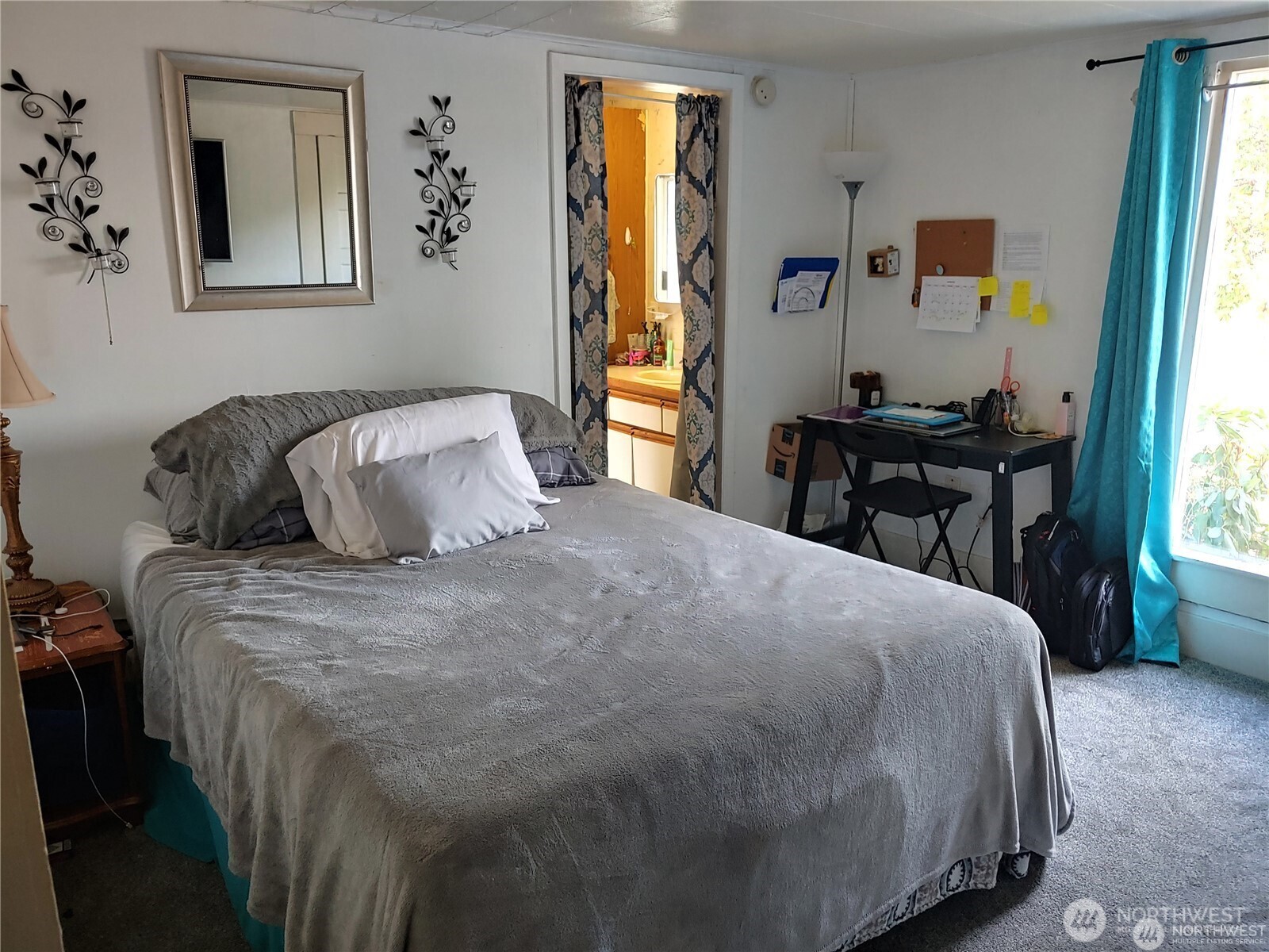 664 Rhoades Road Property Photo 12