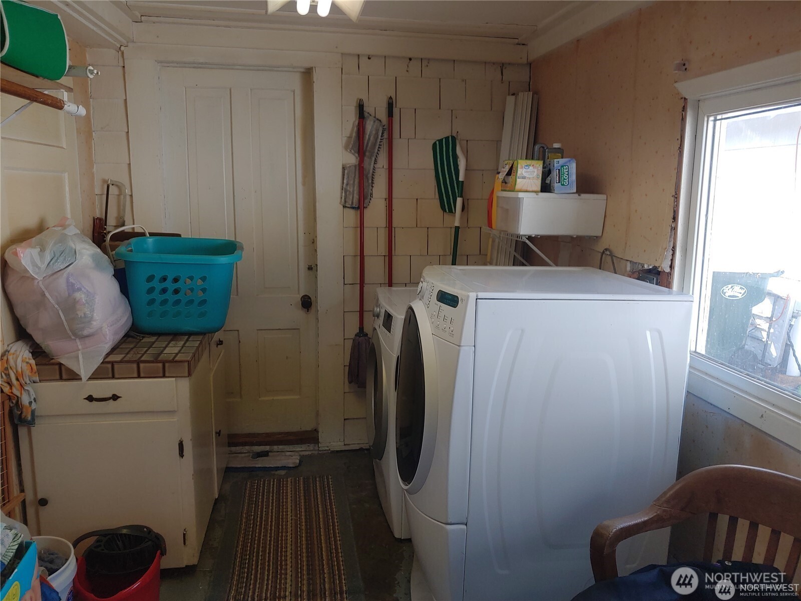 664 Rhoades Road Property Photo 15