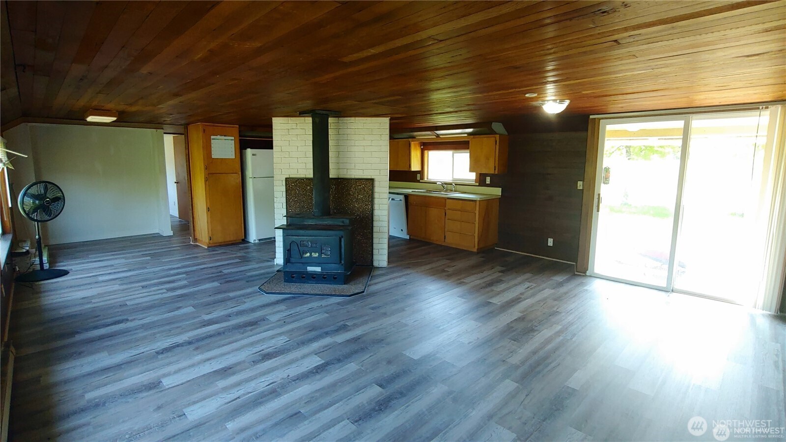 664 Rhoades Road Property Photo 23