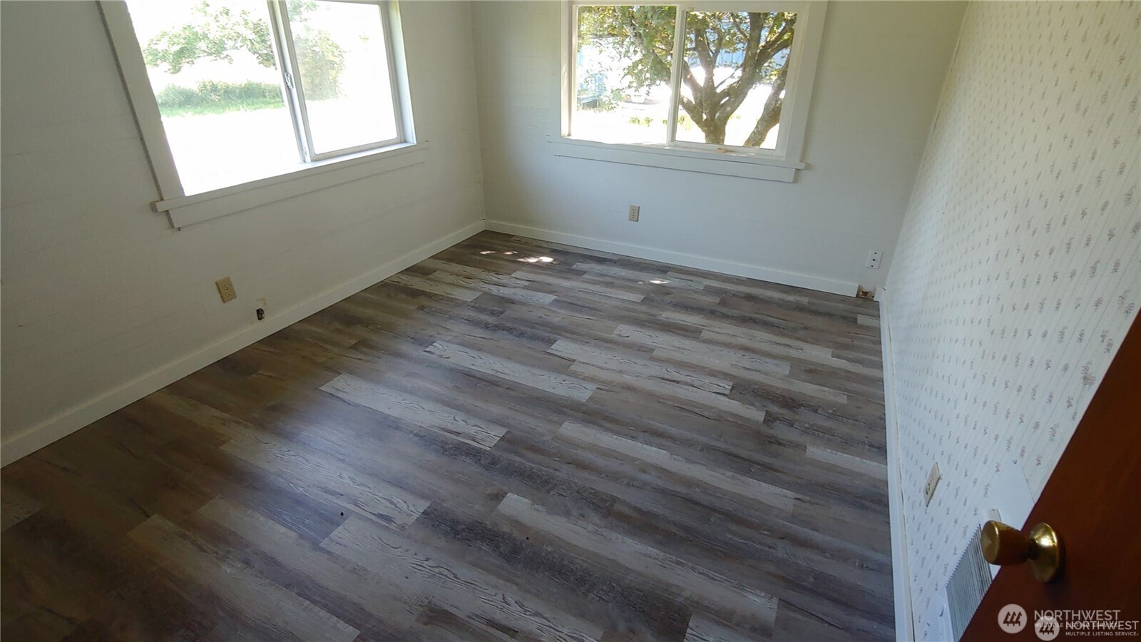 664 Rhoades Road Property Photo 25