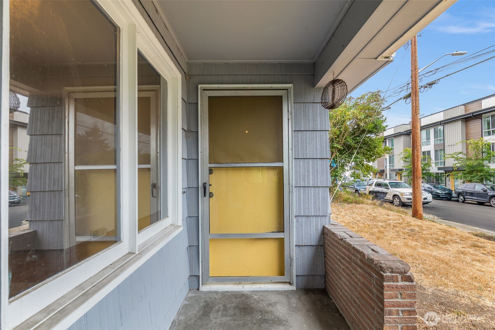 10450 Alderbrook Place Property Photo 3