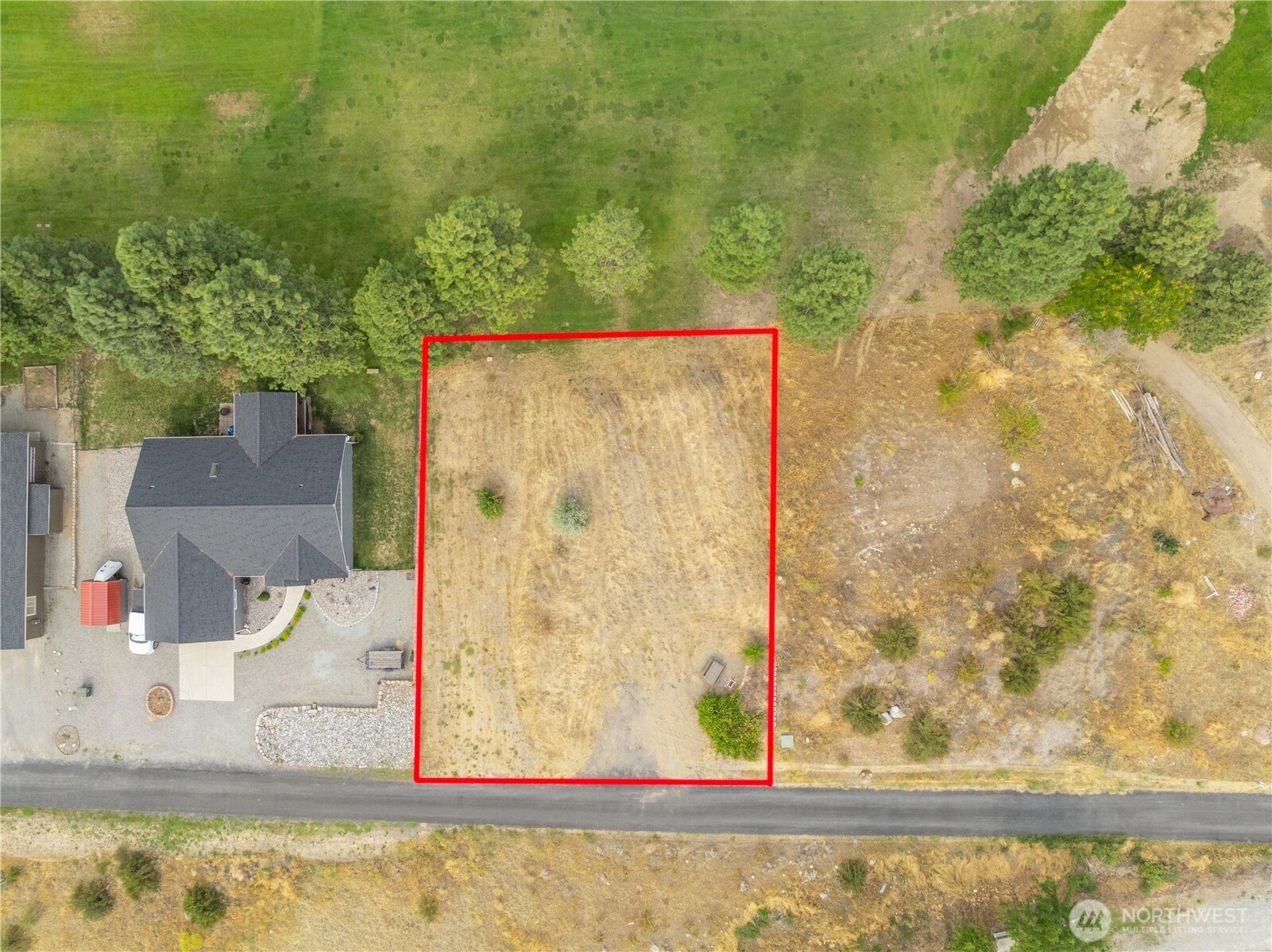 103 Golf Course Dr. Property Photo 3