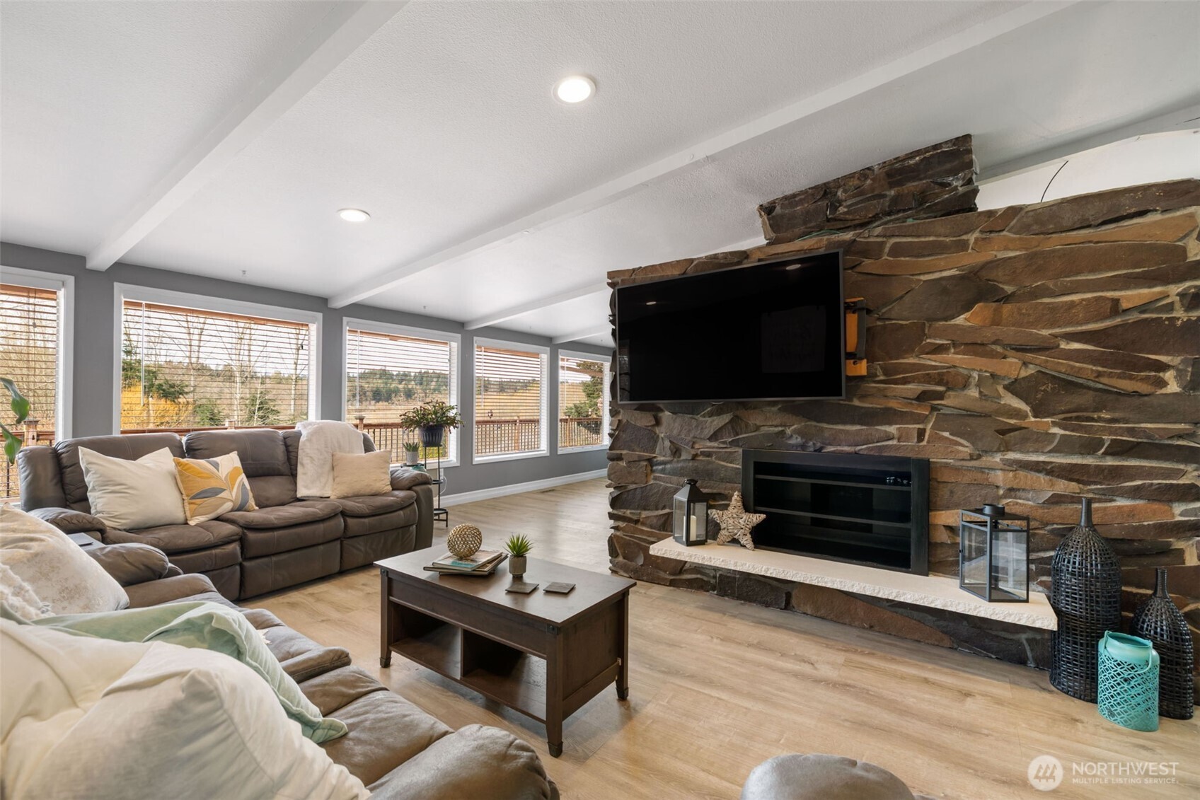 11782 Schold Road Property Photo 4