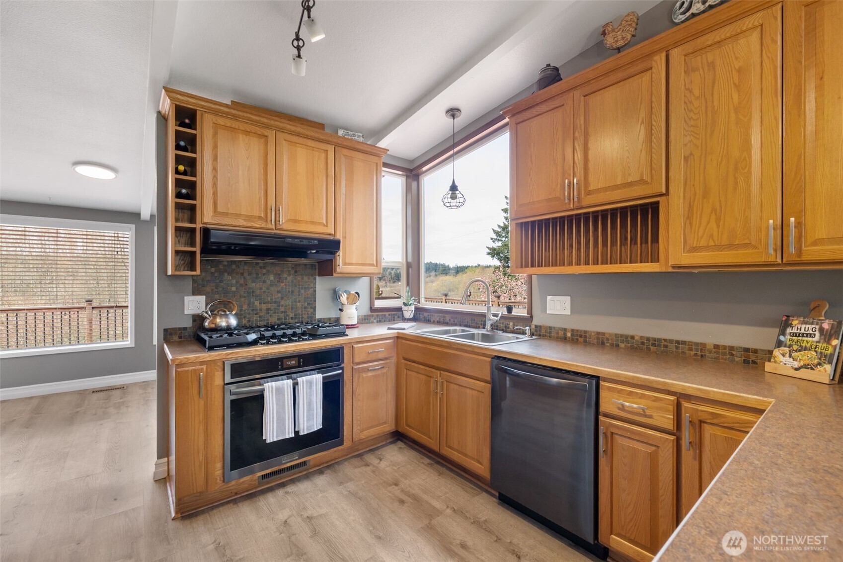 11782 Schold Road Property Photo 7