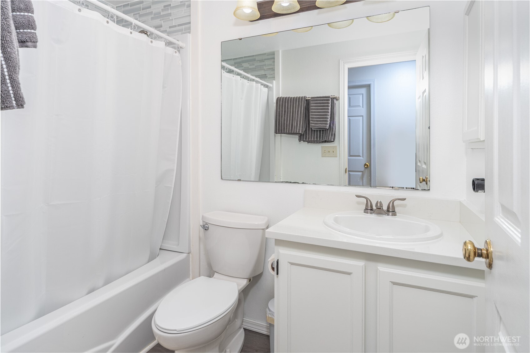 7601 Concord Lane E101 Property Photo 15