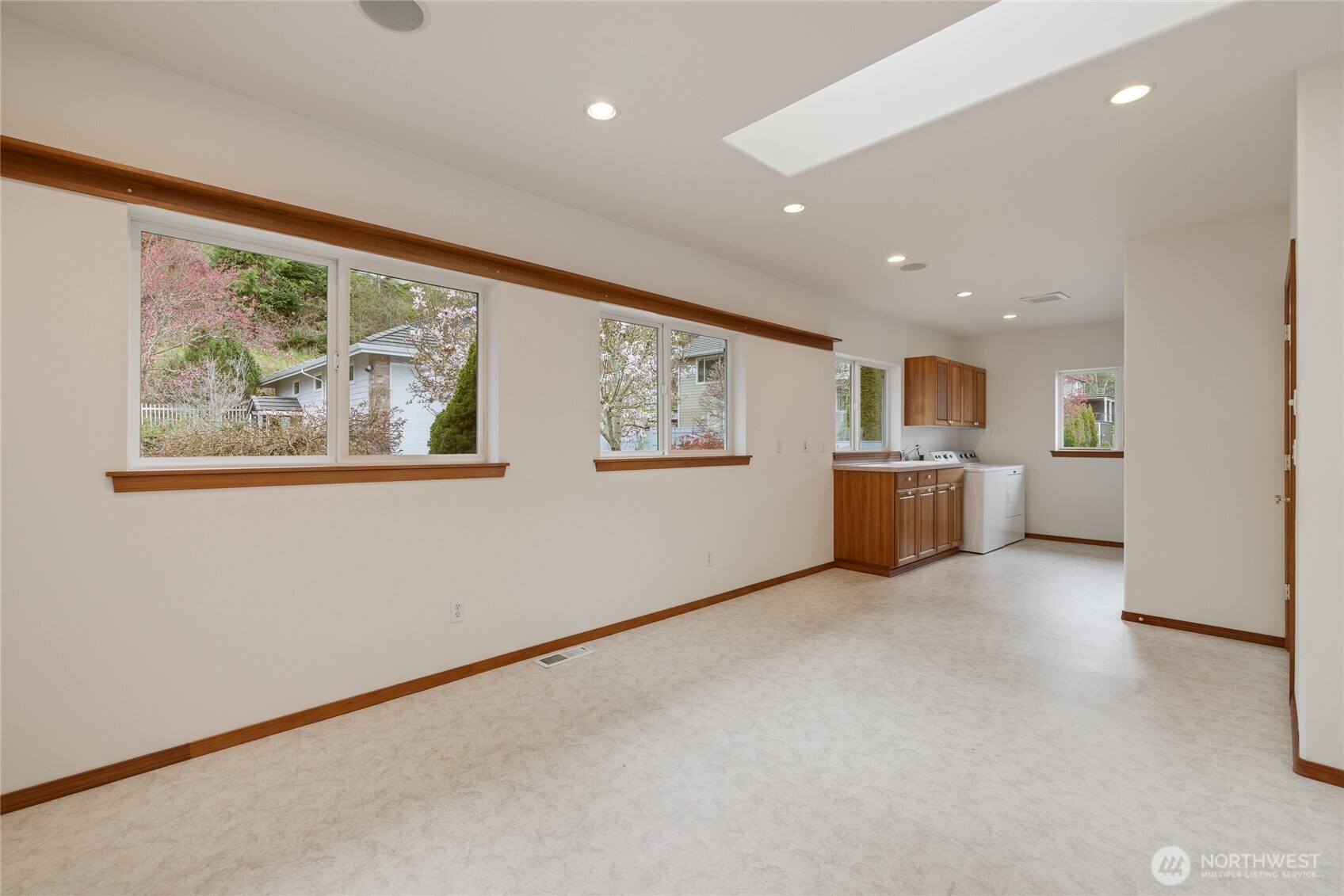 16412 139th Avenue Property Photo 15