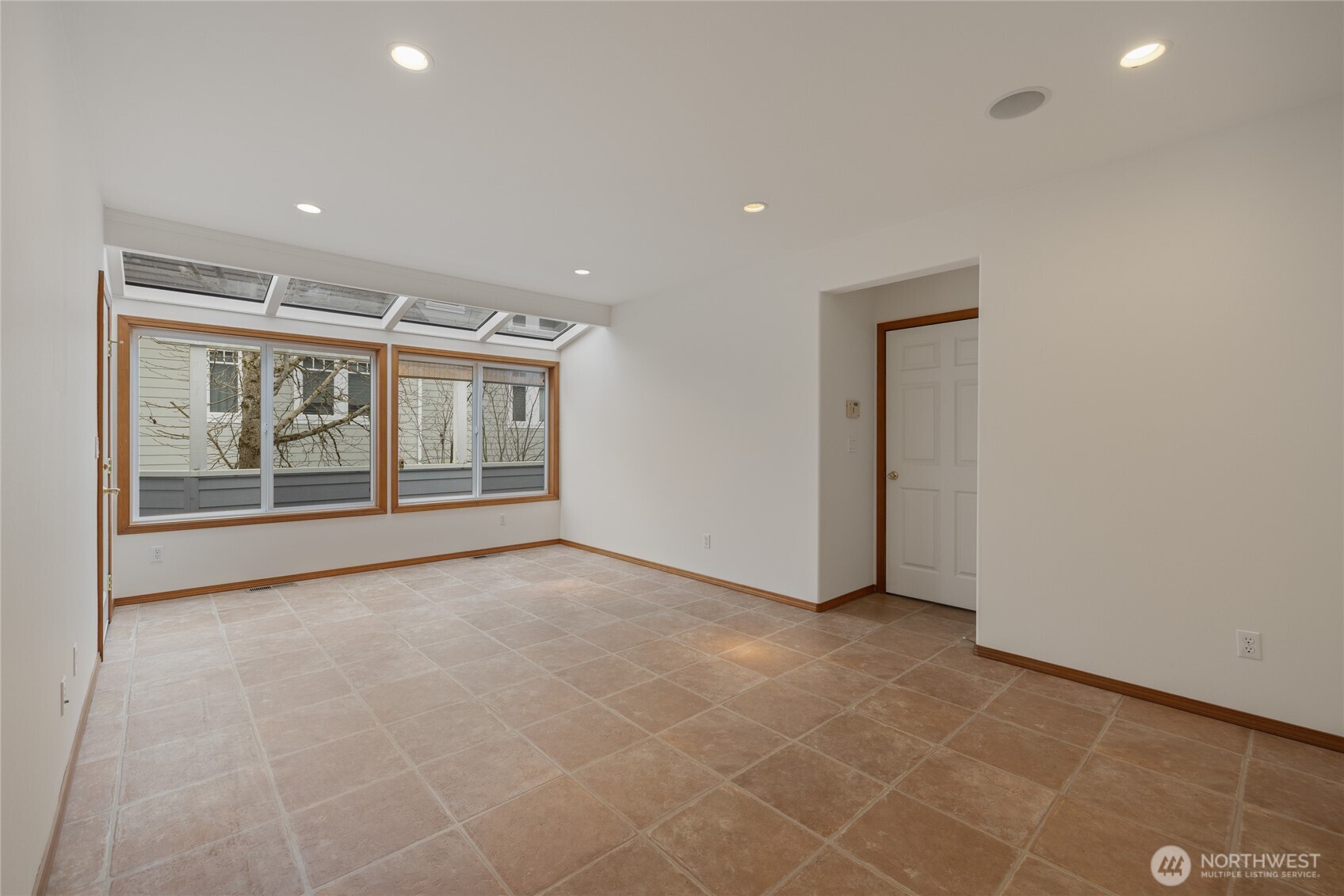 16412 139th Avenue Property Photo 16
