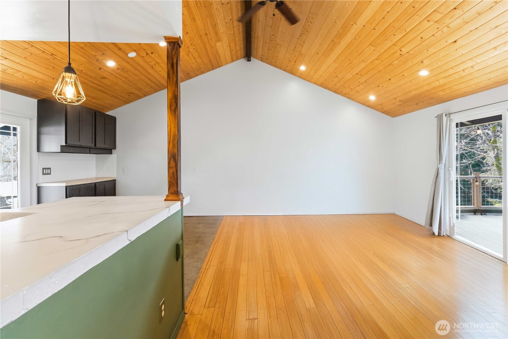 545 Val Vista Drive Property Photo 4