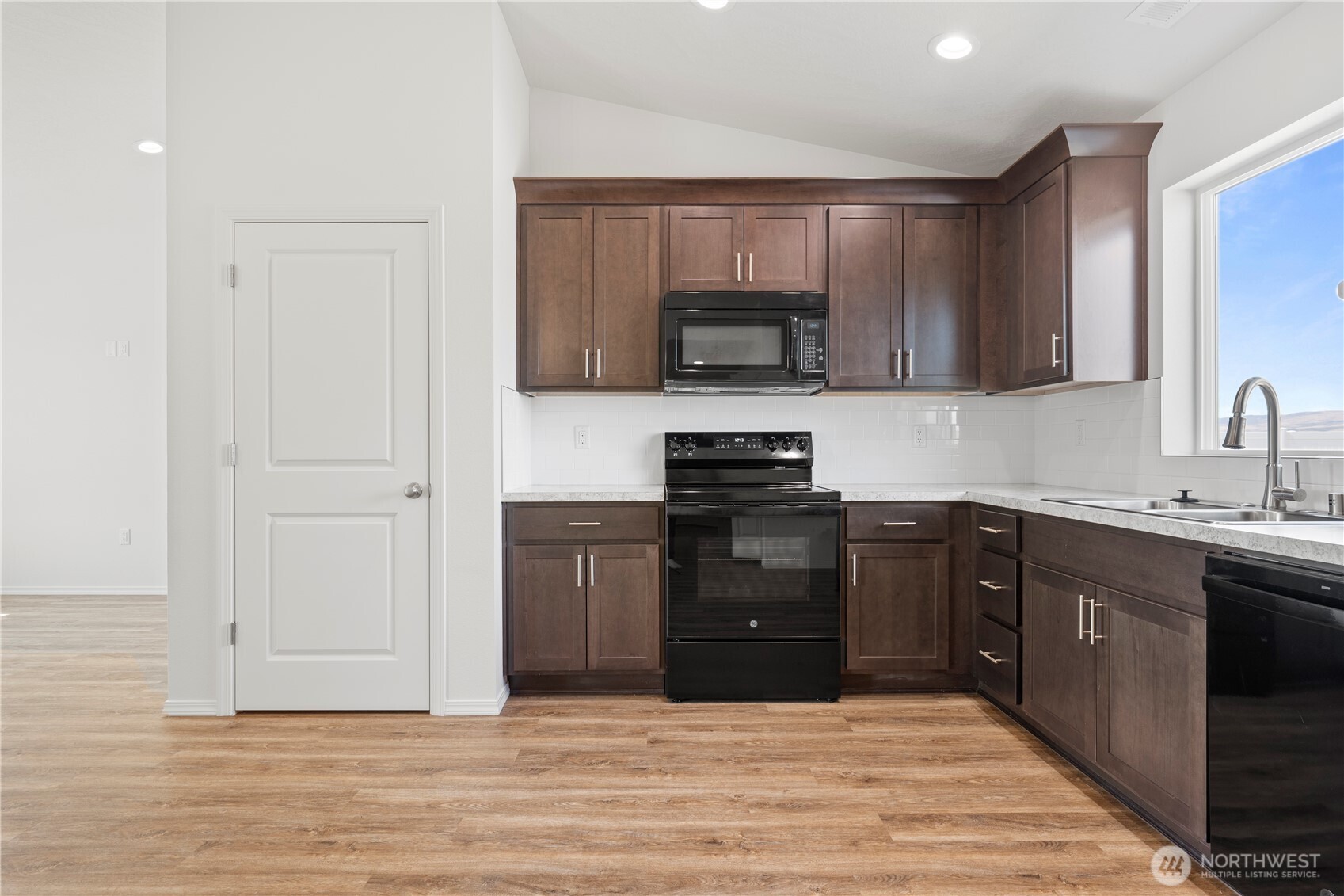 207 Tawsha Street Property Photo 5
