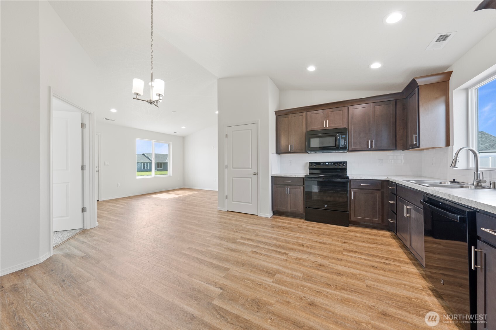 207 Tawsha Street Property Photo 7