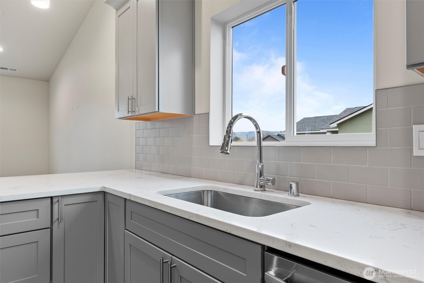 209 Tawsha Street Property Photo 8