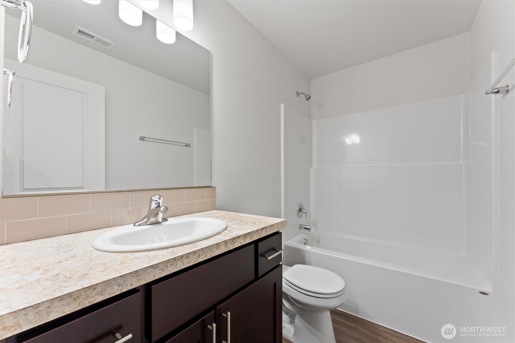 205 Tawsha Street Property Photo 9
