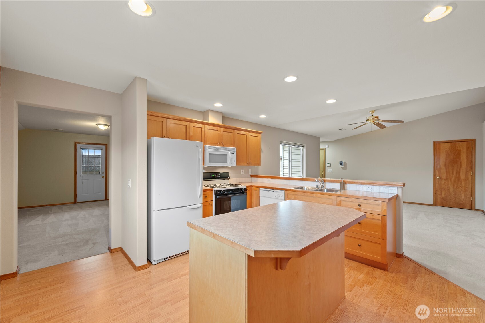 739 Cascade Palms Court 739 Property Photo 9