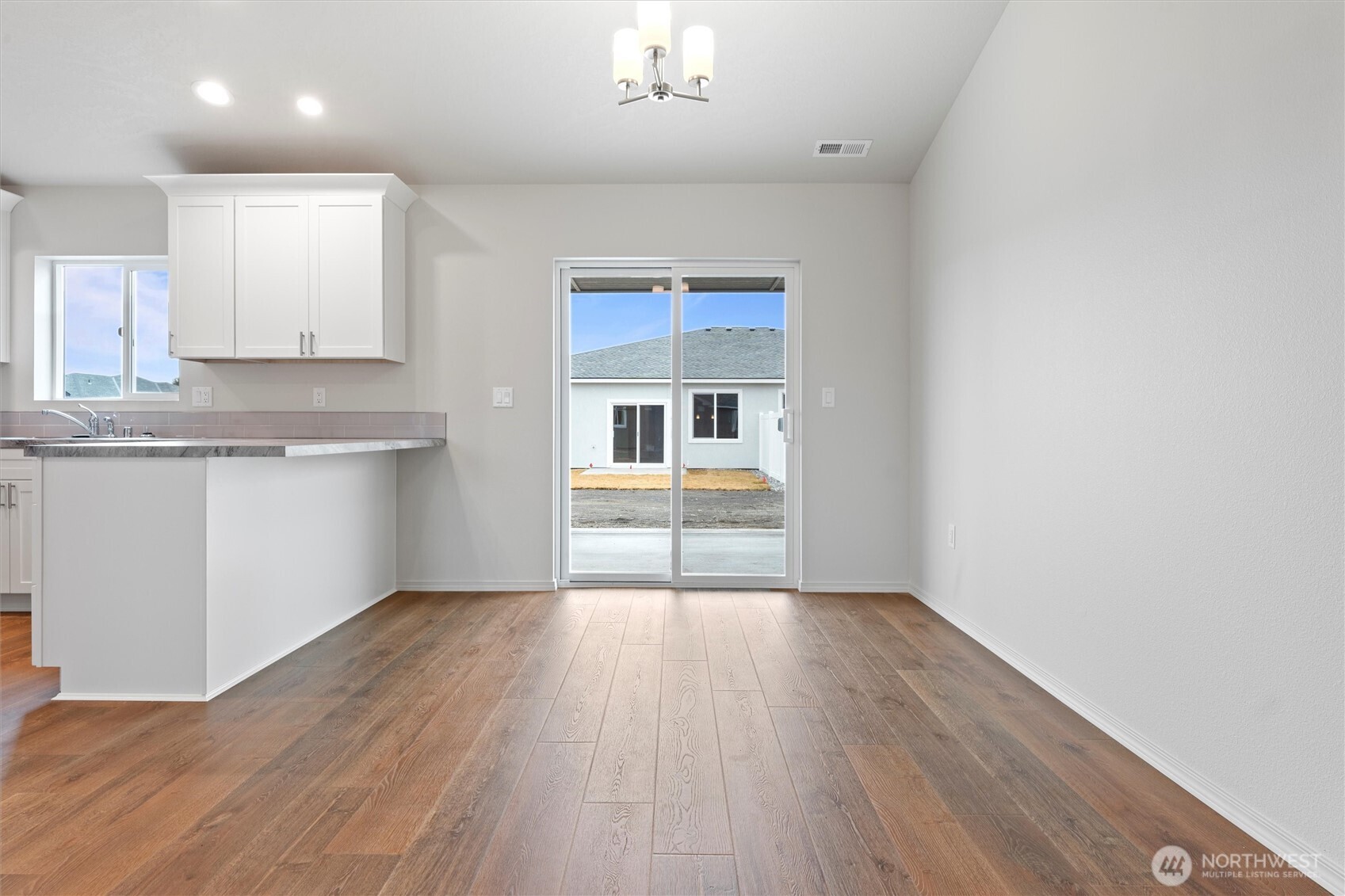 203 Tawsha Street Property Photo 4