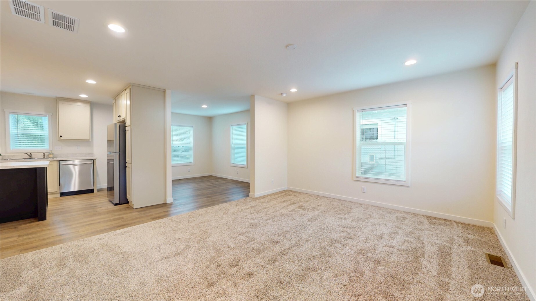2 Xx E Panorama Drive Property Photo 11