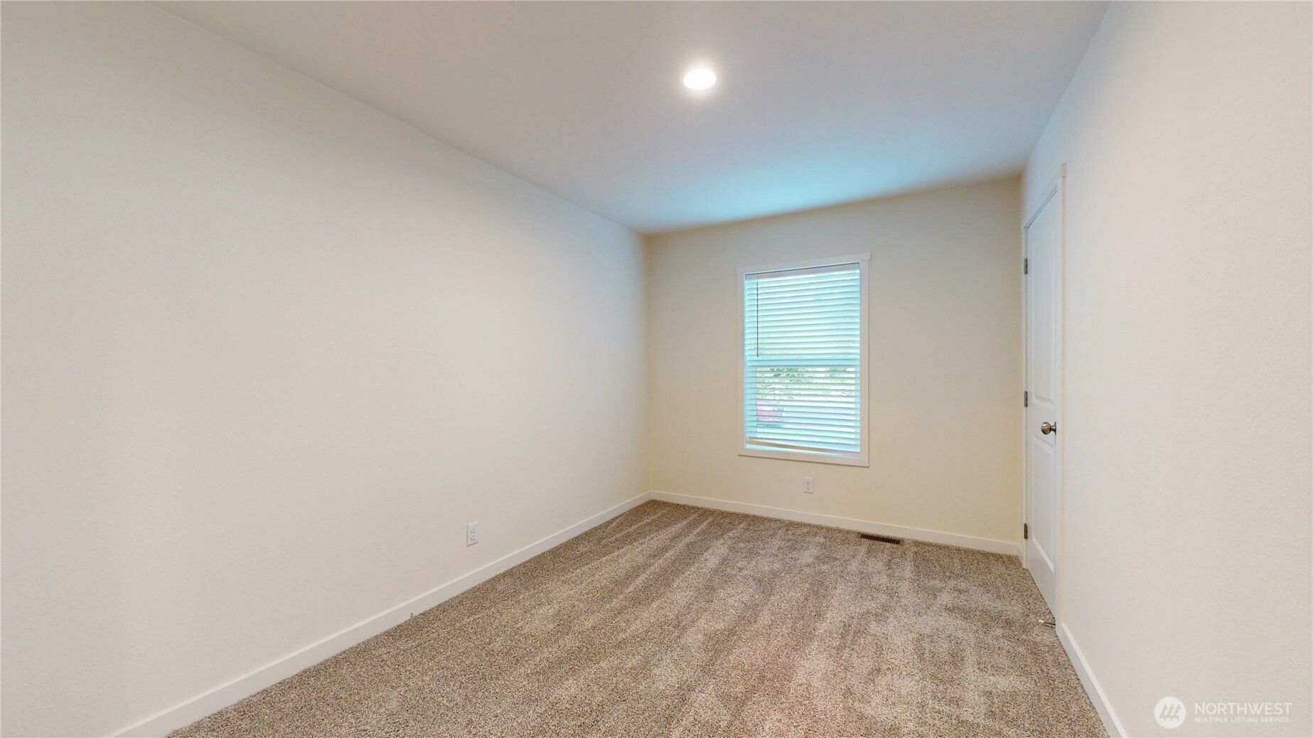 2 Xx E Panorama Drive Property Photo 16