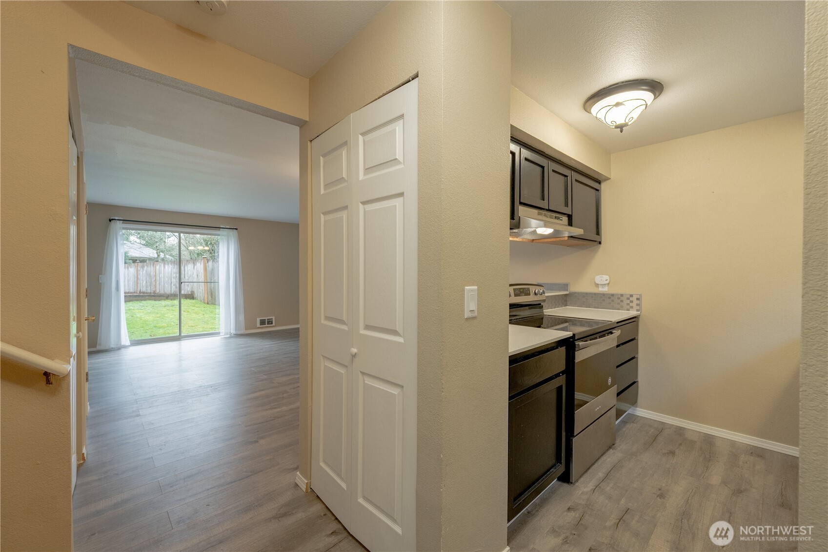18910 Bothell Everett Highway N2 Property Photo 7