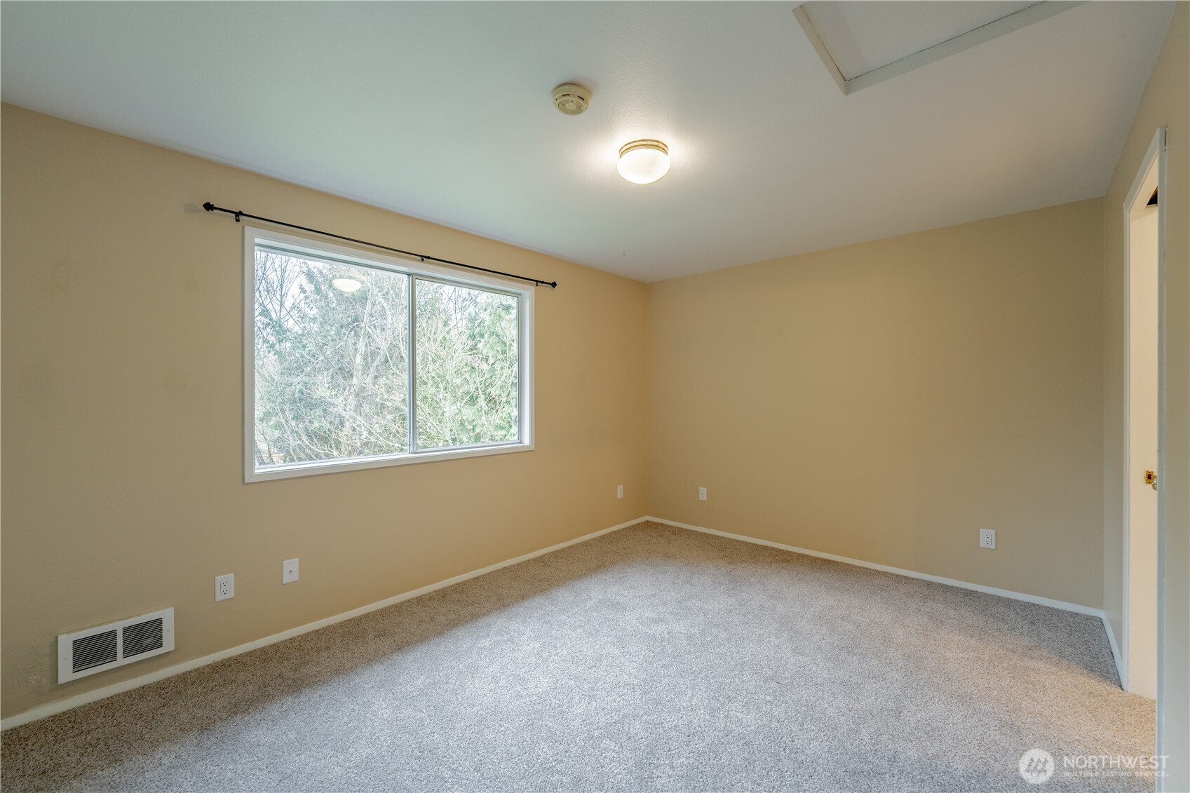18910 Bothell Everett Highway N2 Property Photo 23