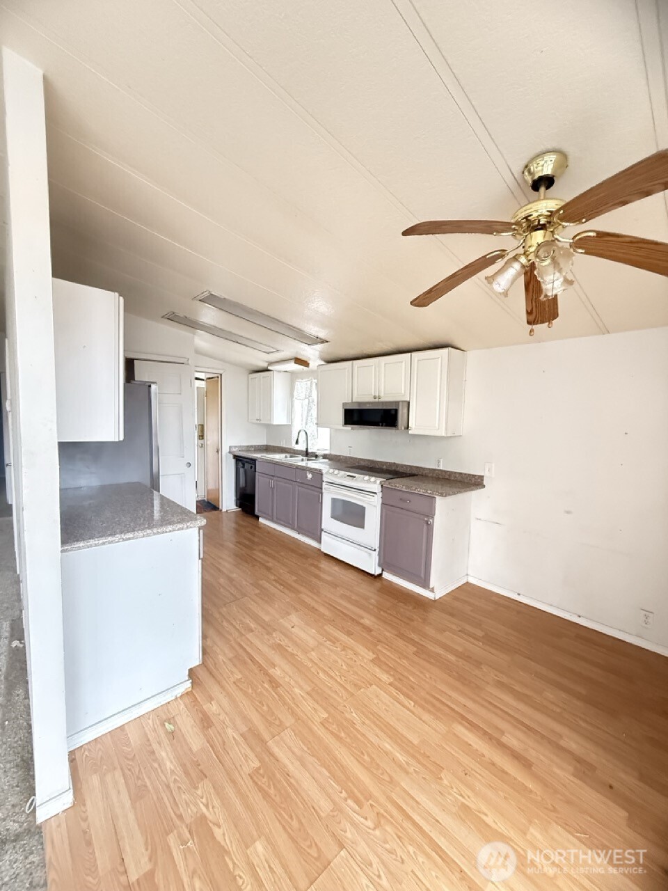 14003 70th Street Property Photo 8