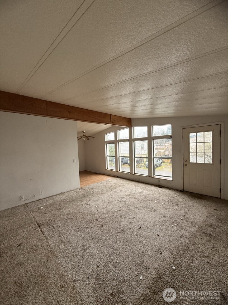14003 70th Street Property Photo 9